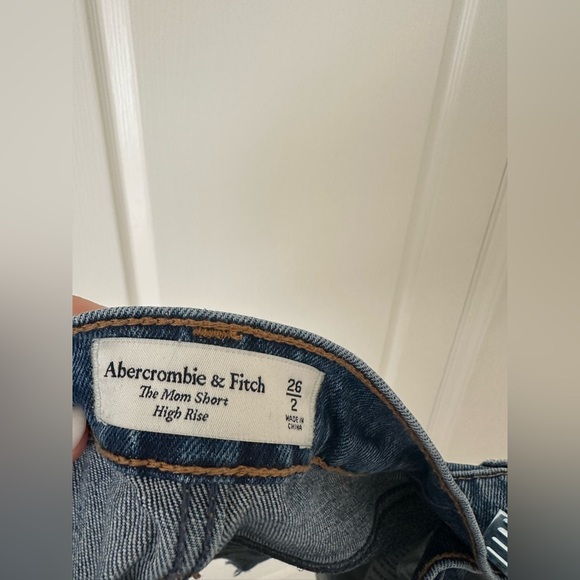 High rise mom short - Picture 4 of 4